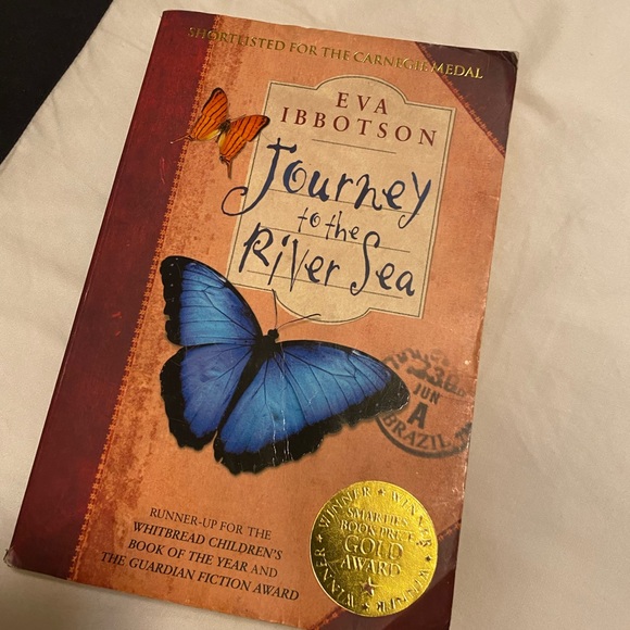 Novel/Book: Journey to the River Sea - Picture 2 of 4